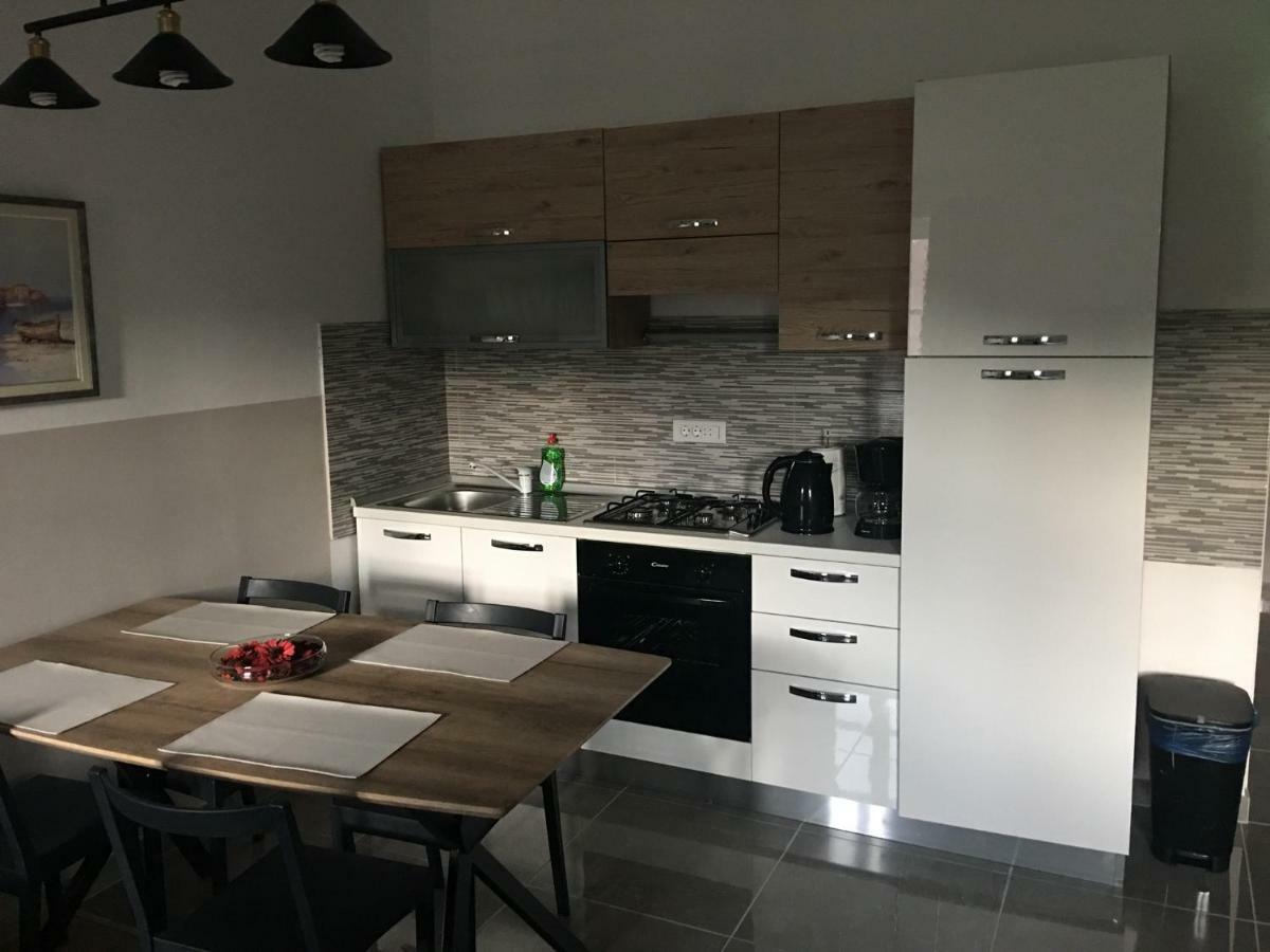 Studio Apartman Dado Apartamento Bale Exterior foto